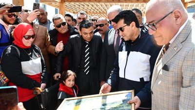  افتتاح وزير الشباب والرياضة لمركز شباب محمد صلاح بقرية نجريج 