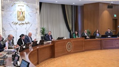 رئيس الوزراء يترأس اجتماع المجموعة الوزارية للتنمية الصناعية
