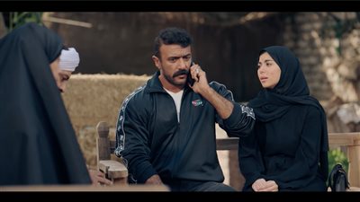 مسلسل فهد البطل الحلقة 24.. انهيار أحمد العوضي في جنازة والدته