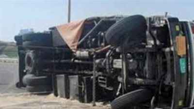 حادث بشع يسفر عن مصرع شخصين وإصابة 3 بطريق محور الضبعة