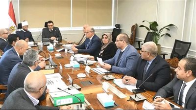 وزيرا الإسكان والأوقاف يبحثان سبل التعاون في عدد من الملفات المشتركة