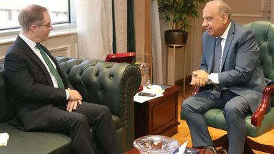 وزير الكهرباء: جذب استثمارات جديدة وزيادة مشاركة الشركات البريطانية بمشروعات الكهرباء 