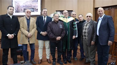 منح درجه الدكتوراه فى الإتصالات التسويقيه فى تطبيق عملى على نادى جزيره الورد