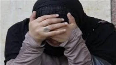 تفاصيل ضبط سيدة سرقت حقيبة موظفة من داخل مسجد بالدقي