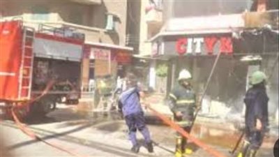 تفاصيل السيطرة على حريق نشب داخل مطعم بالبساتين 