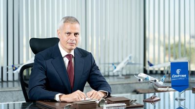 رئيس القابضة لمصر للطيران يهنئ العاملين بالشحن الجوى باجتياز تفتيش الاتحاد الأوروبي وتجديد شهادة RA3 