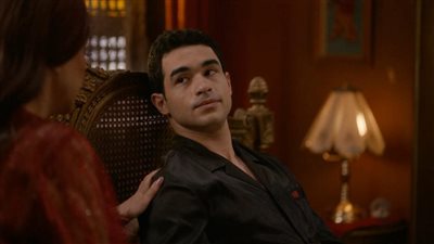 هل ندم يوسف عمر على زواجه من غادة عبد الرازق في مسلسل شباب امرأة؟