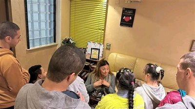 خلال زيارة لدار أيتام.. مشرفة القومي لذوي الإعاقة: ندعم المواهب وسندمجها بمبادرات المجلس 