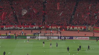 وسام أبو علي يقود هجوم الأهلي أمام الهلال السوداني 