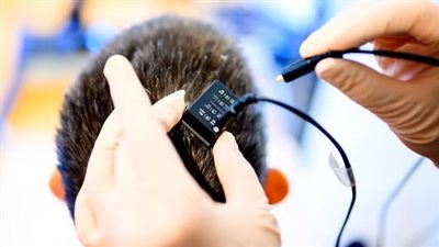 كيف استعان الباحثون بتقنية الذكاء الاصطناعي لمساعدة الصم والبكم؟