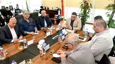 وزير الإسكان يتابع موقف تنفيذ المشروعات التنموية بالعلمين الجديدة والساحل الشمالى الغربي 