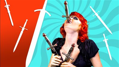 ابتلاع السيوف.. حيلة طبية بدأت من القرن التاسع عشر