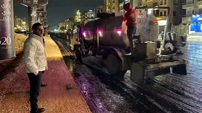 وزير الإسكان يشدد على سرعة تنفيذ الأعمال بالمحور المركزي الخدمي بأكتوبر