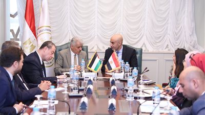 تفاصيل لقاء وزير التعليم بنظيره الفلسطيني 
