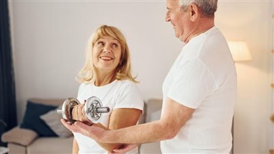 إذا كنت ممن تجاوز الستين.. توقف عن تلك الأمور فورًا