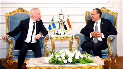 وزير الخارجية يستقبل وزير الدولة المعنى بالهجرة بوزارة العدل السويدية