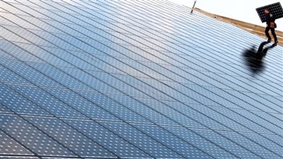 40% من مصادر توليد الكهرباء في العالم جاءت من الطاقة النظيفة