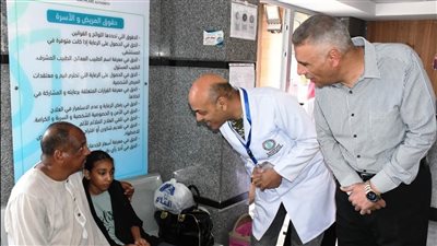 جولة مفاجئة لـ«محافظ أسوان» بمستشفى المسلة للاطمئنان على المرضى
