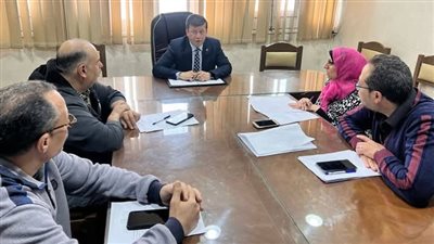 السكرتير العام بدمياط يرأس اجتماع لجنة تسيير مبادرة 
