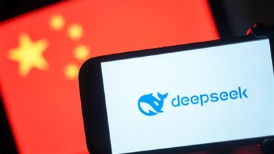 كيف تأثر الذكاء الاصطناعي بالتعريفات الجمركية على الصين؟