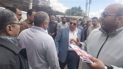 لليوم الثاني على التوالي.. محافظ الدقهلية يتفقد مواقف السيارات