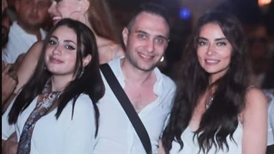 بعد الجدل.. سارة عوادين توضح حقيقة صورتها مع حسام حبيب: شلنا بعض احتراما لأهلي