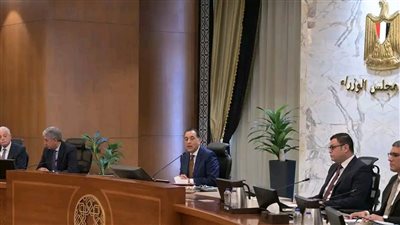 رئيس الوزراء يتابع الموقف التنفيذي للأعمال بالأهرامات ومخططات إحياء منطقة «نزلة السمان» 