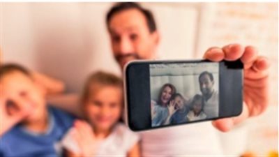 «محامية»: هناك ضرورة لصدور قانون يمنع ظهور الأطفال على مواقع التواصل الاجتماعي