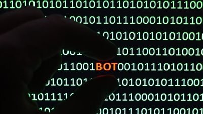 كيف يستخدم الهاكرز أدوات الذكاء الاصطناعي للاحتيال؟