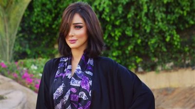 بسمة بوسيل تتألق بأغنية 