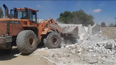 إزالة 397 حالة تعد على الأراضي الزراعية وأراضي أملاك الدولة بالمنيا