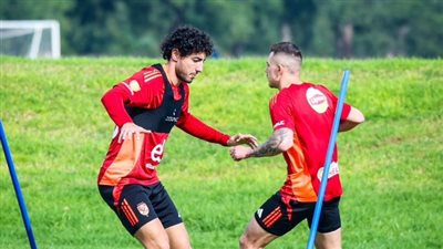 محمد هاني يكشف تفاصيل اتفاقية لاعبي الاهلي لمواجهة بطل جنوب إفريقيا 