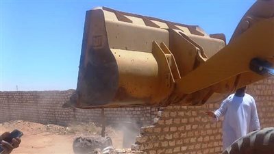 إزالة 92 حالة تعد على أراضي الدولة فى أسوان