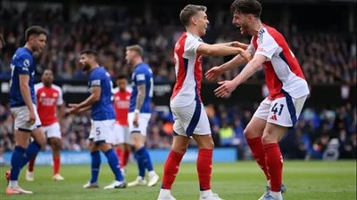 مدفعية آرسنال تدمر إيبسويتش تاون وفوز تشيلسي القاتل ويونايتد يواصل النزيف 