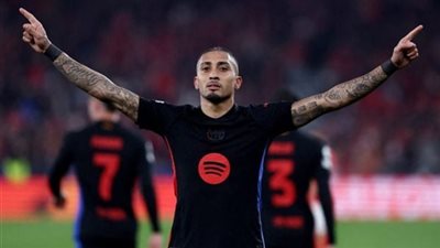 عرض ضخم من الهلال لضم رافينيا.. وبرشلونة لا يستبعد البيع