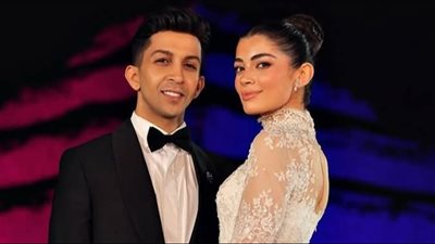 العروسة بإطلالة ملكية.. الصور الأولى من حفل زفاف ليلى أحمد زاهر وهشام جمال 