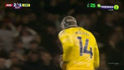 كريستال بالاس يقرب ليفربول من ملامسة البريميرليج بعد إبطال مدافع أرسنال 