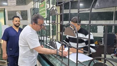 تفاصيل الجولة التفقدية لوزير الصحة بمستشفى البنك الأهلي
