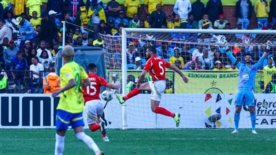 موكوينا يقود صن داونز في مواجهة الأهلي 