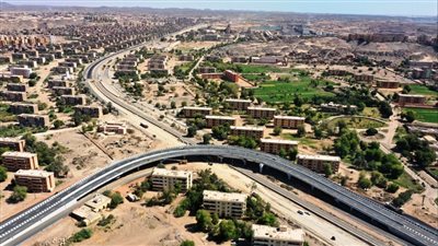 محافظ أسوان: إنشاء كوبريين للمشاة على مزلقاني كيما والسيل