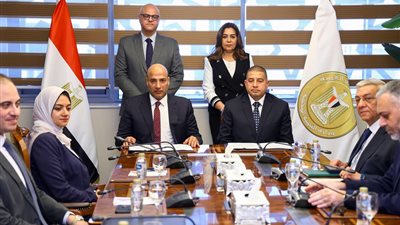 توقيع عقد لتأجير وحق الانتفاع لمشروع الـ30 مليون بيضة بالخانكة