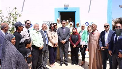 محافظ دمياط يشهد افتتاح مشروع توصيل المياه النظيفة بأم الرضا