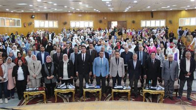 انطلاق ملتقى التوظيف الأول بكلية الآداب بالمنصورة بحضور نائب محافظ الدقهلية