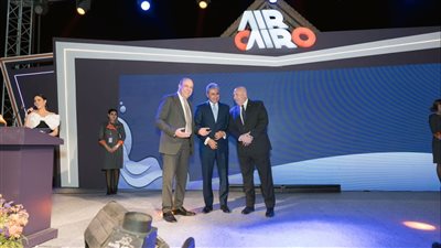 بحضور وزيري الطيران المدني والسياحة والآثار.. 