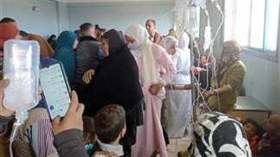  «لتحسن حالتهم».. خروج مصابي التسمم الغذائي بأحد أفراح في المنيا 