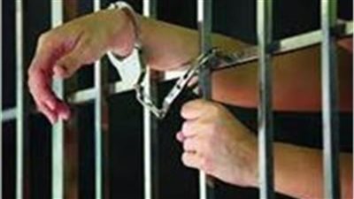 ضبط المتهمين بسرقة معرض سيارات بالقطامية