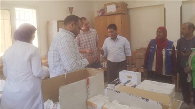 بالصور.. الكشف علي 665 حالة في ختام فعاليات القافلة الطبية بالأقصر