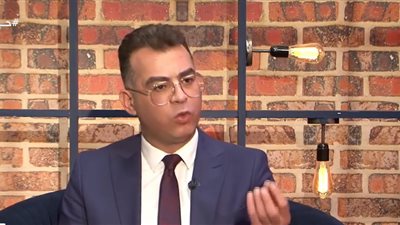 خبير تشريعات اقتصادية محذرا من ظاهرة «المستريحين»: «يستخدمون التكنولوجيا في النصب»