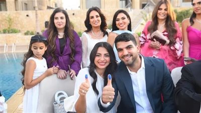 بالصور.. كيف احتفلت أمل رزق بعقد قران ابنتها؟