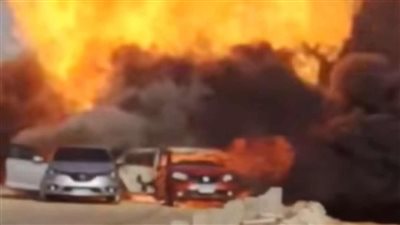  اندلاع حريق ضخم داخل محطة وقود في قرية بني صامت بالمنيا 